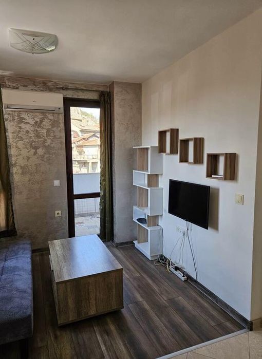 Дава се под наем Двустаен апартамент в Пловдив, Център - 62 кв.м за 580 € - Снимка #3