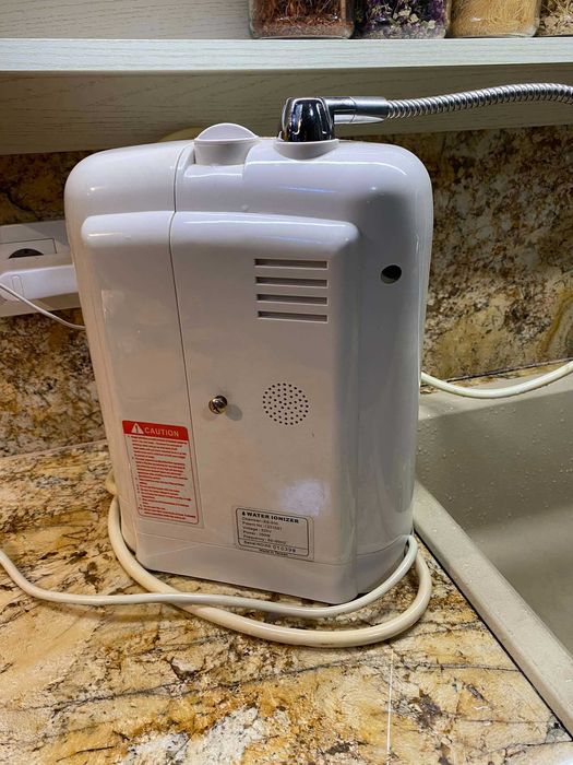 Воден Йонизатор AK 900 (Водородна вода като Kangen)