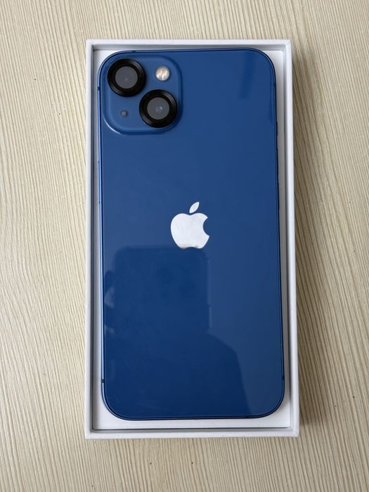 Продаю iPhone 13 (128 GB  Синий )
