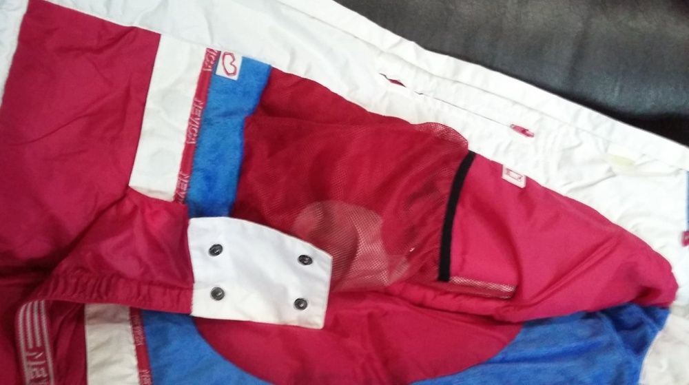 Скиорско яке на Nevica- M размер- 85лв