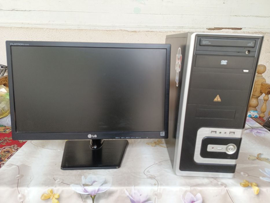 Срочна продаю!Кампютер для офиса