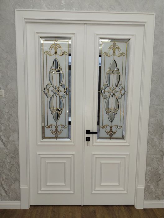 Межкомнатные МДФ двери. Классика и неоклассика.  Крашенний и  шпониров