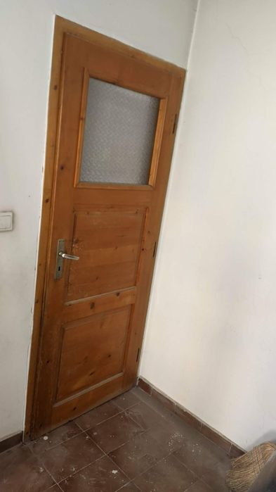 Стари дървени врати