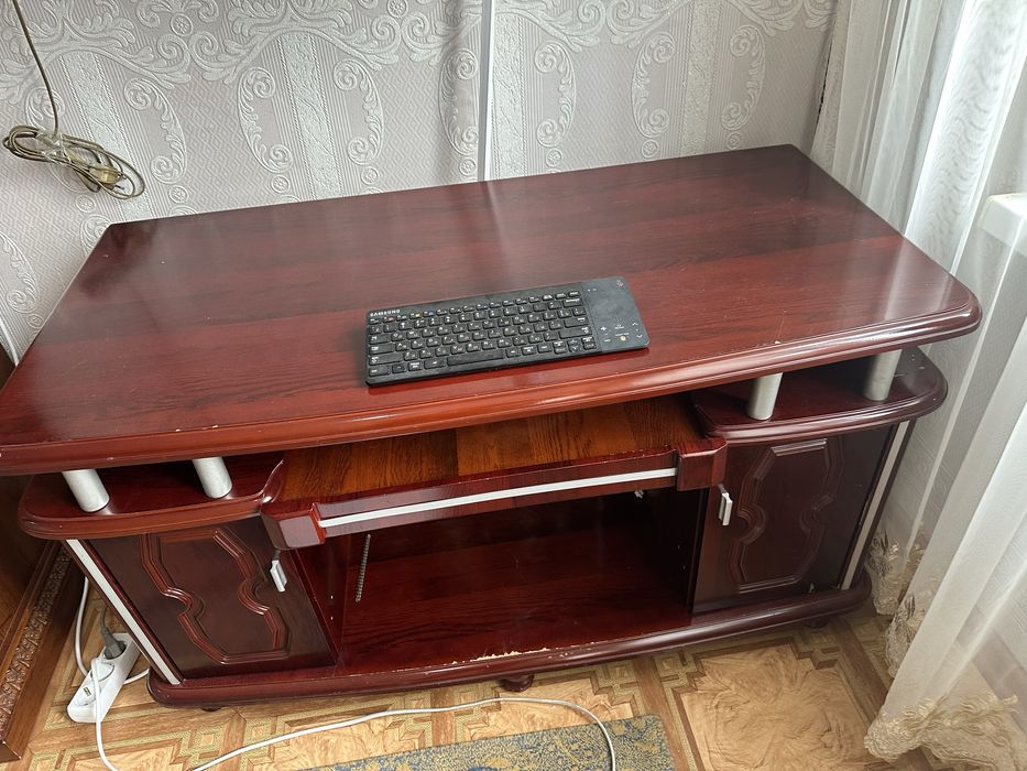 Мебель для гостиной ( подставка под телевизор)