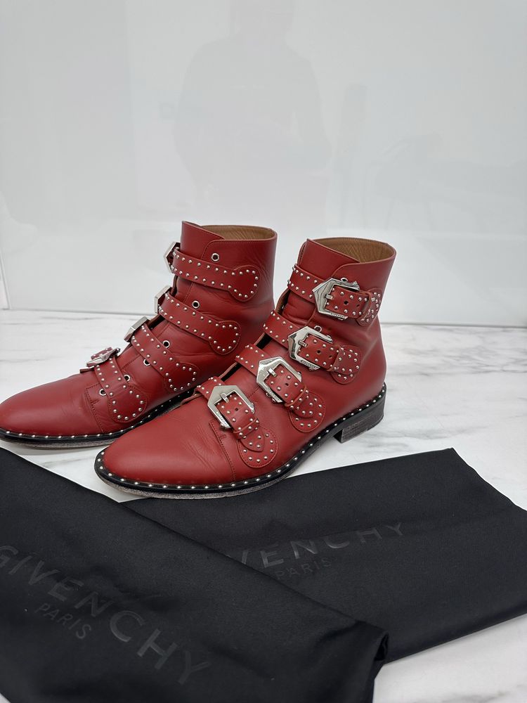 Оригинални дамски боти Givenchy