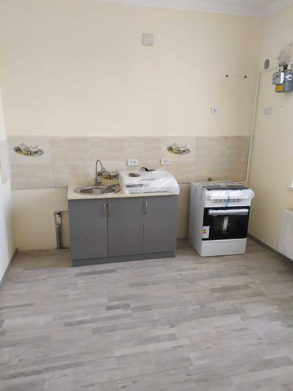 Olmazor cityda 3 xonali kreditga olingan kvartira sotiladi