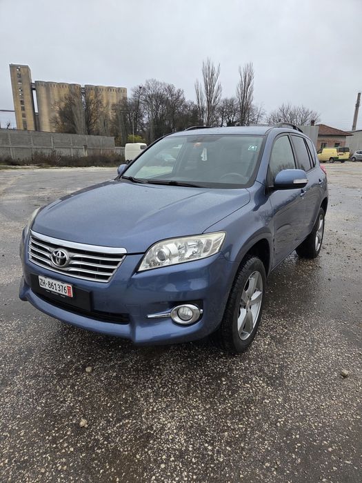 Тойота RAV4  2,0 4*4 Бензин