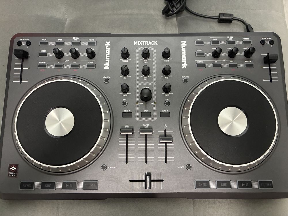Numark Mixtrack Dj Controller USB