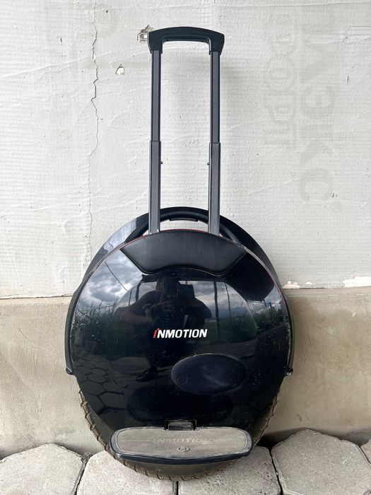 Моноколесо INMOTION V8F + Шлем Giant + Комплект защиты + Электро насос