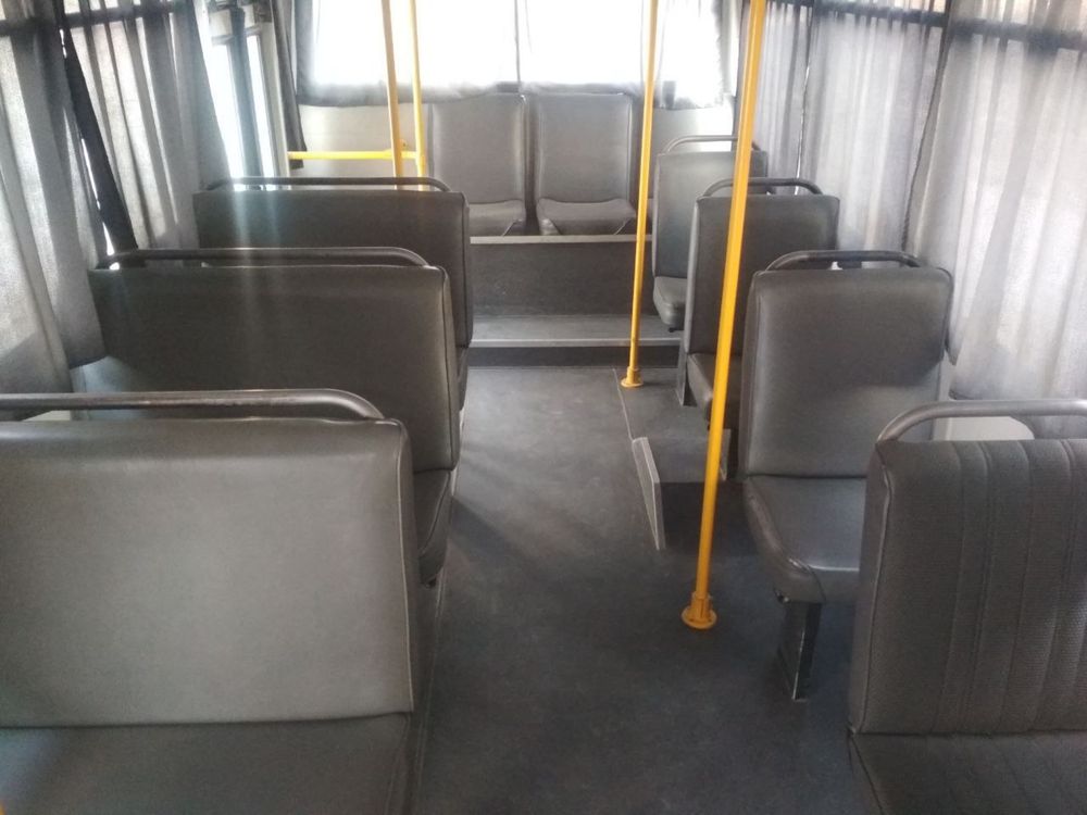 Avtobus 37 FVR 33 PLX