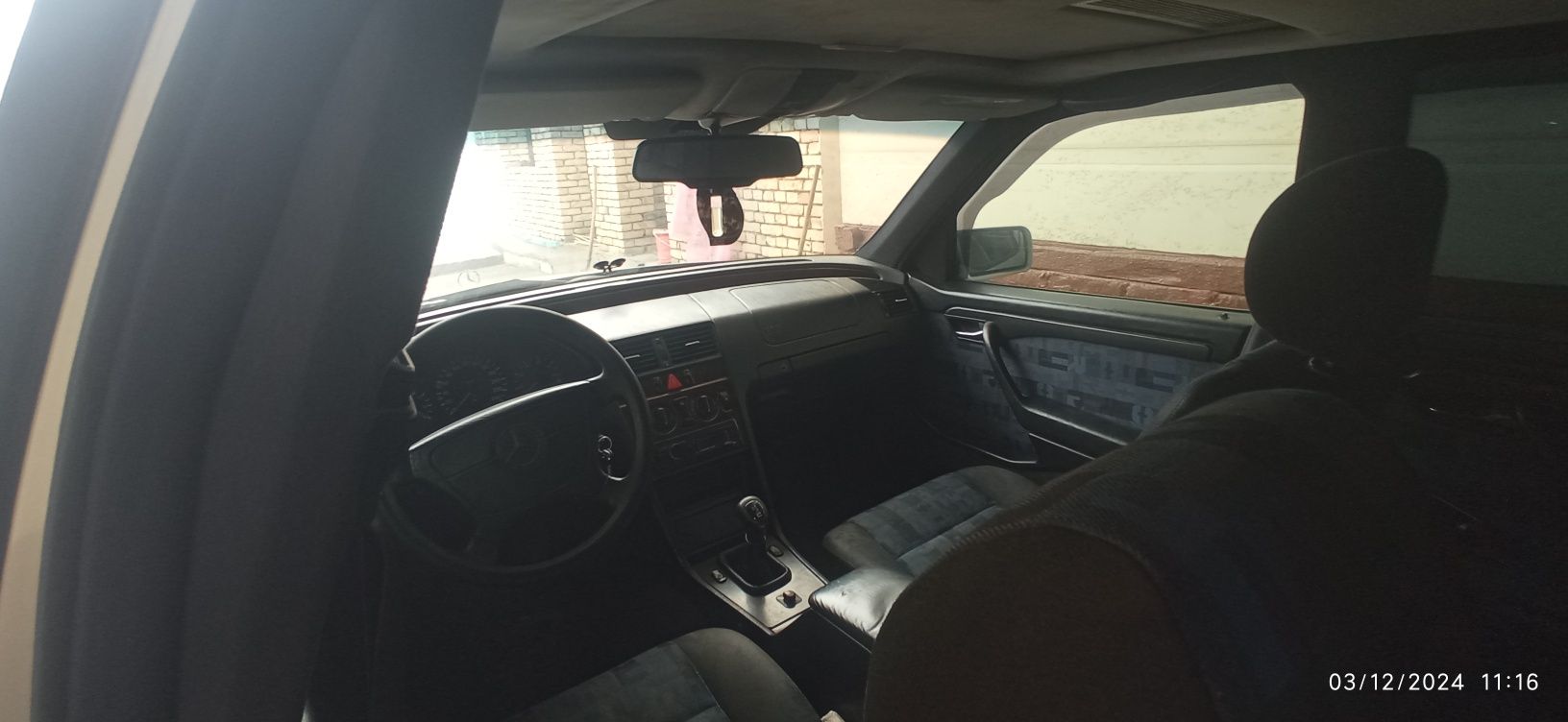Mersedes benzi W202