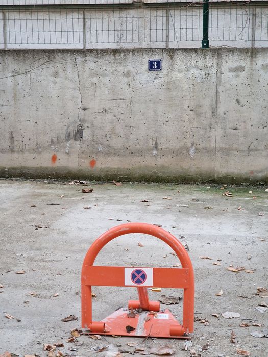 Парко място  под наем до Львов Мост