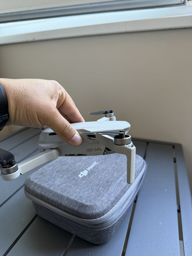 DJI Mini 2 fly more combo