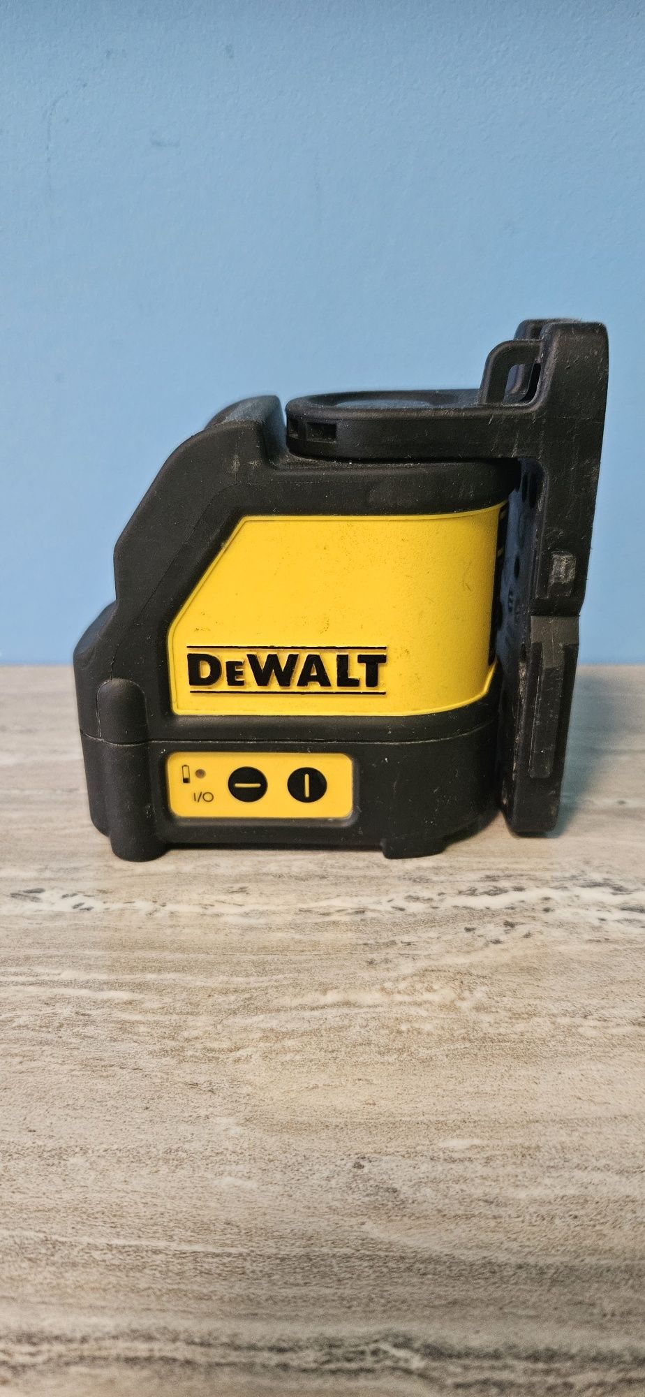 Dewalt Лазерен нивелир DW088