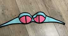 Sutiene costum de baie