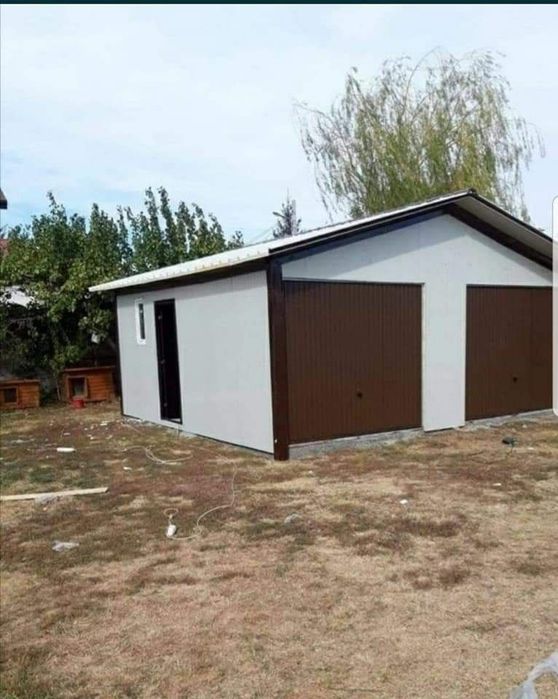 Garaje auto din structura metalica si panou sandwich termoizolant, dim