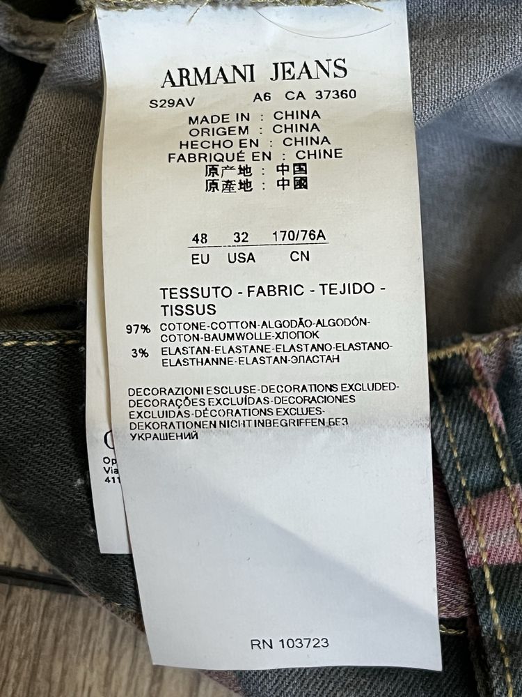 Armani Jeans : размер 48 или 32/М / Оригинал