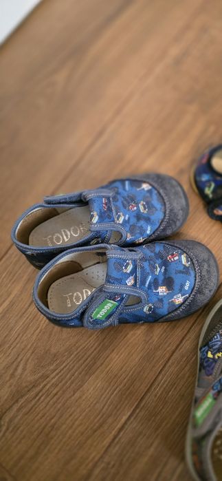 Пантофки боси 23 номер