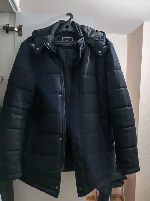 Продам мужские куртки
