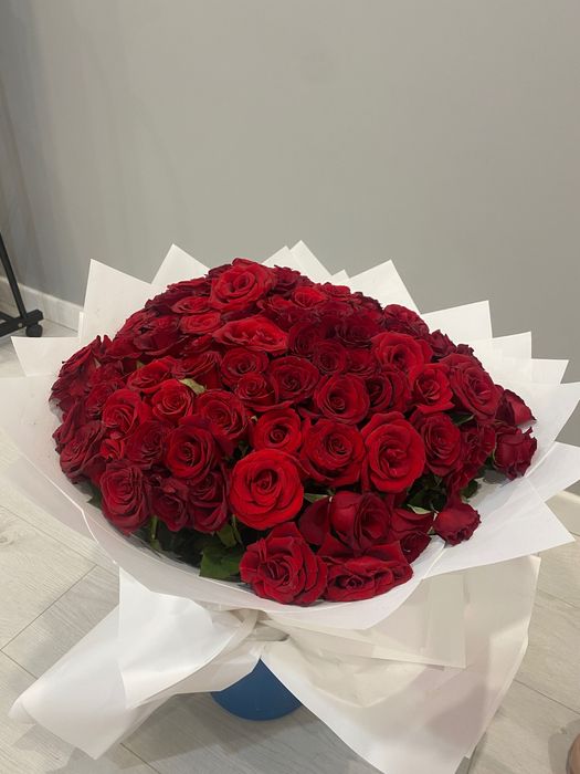 Шикарный букет продам 101 роз