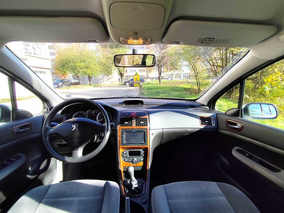 Продавам Peugeot 307 2.0 HDI