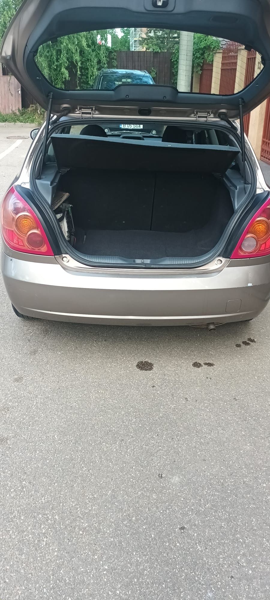 Nissan almera 2007