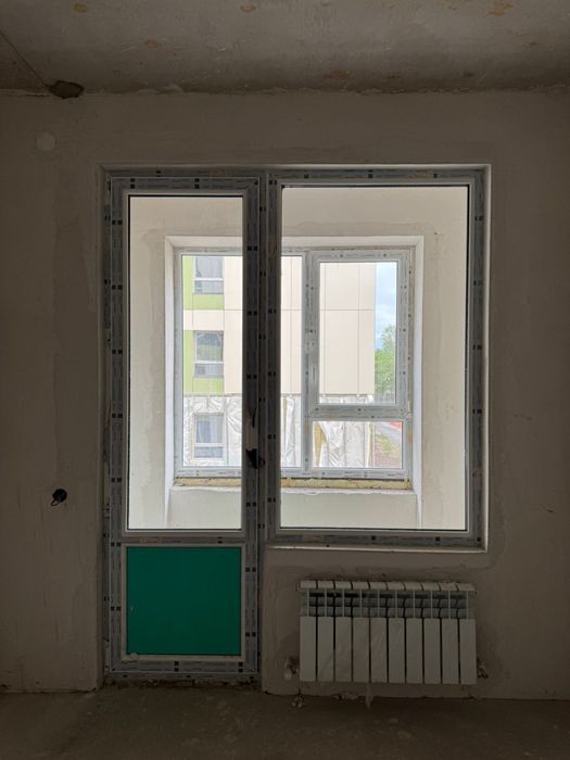 Пластиковые окна и дверь