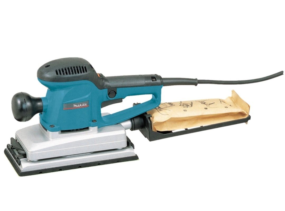 Мощен виброшлайф Makita BO4900VJ