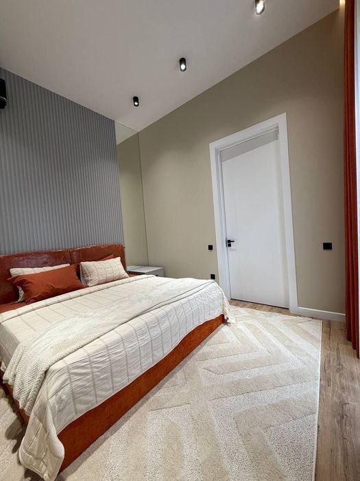 В продаже 3 этажный дом на улице Циолковского, ор-р: Султан Сулейман