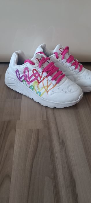 Маратонки за момиче Skechers 29номер