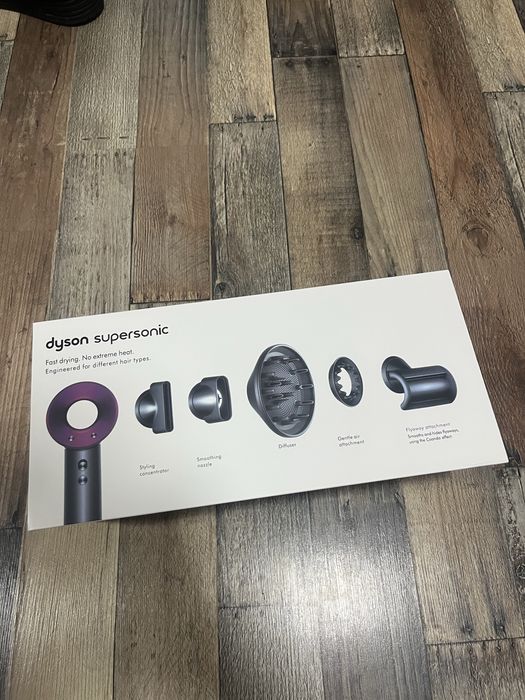Dyson Supersonic HD08 – nou, original, serial activat și înregistrat