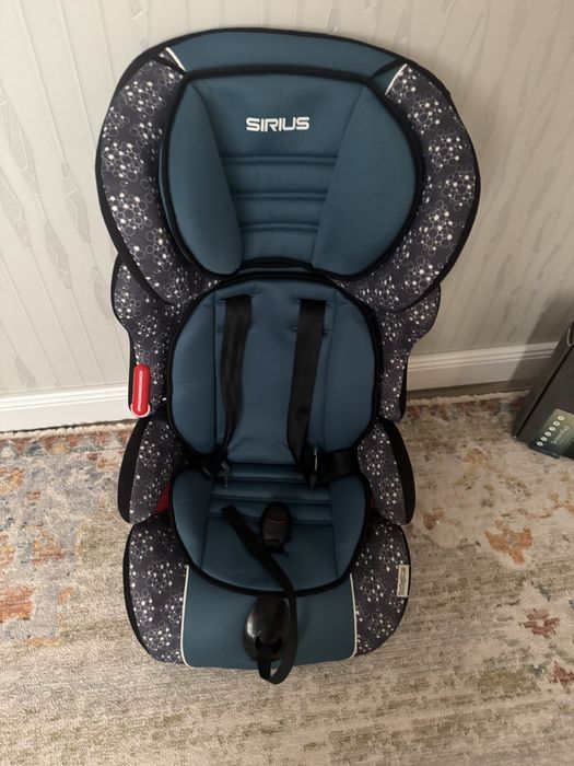 Детское автокресло