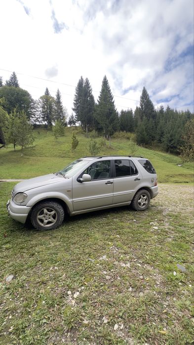 Mercedes-Benz ML 320 benzina - model SUA - imatriculat in Bulgaria