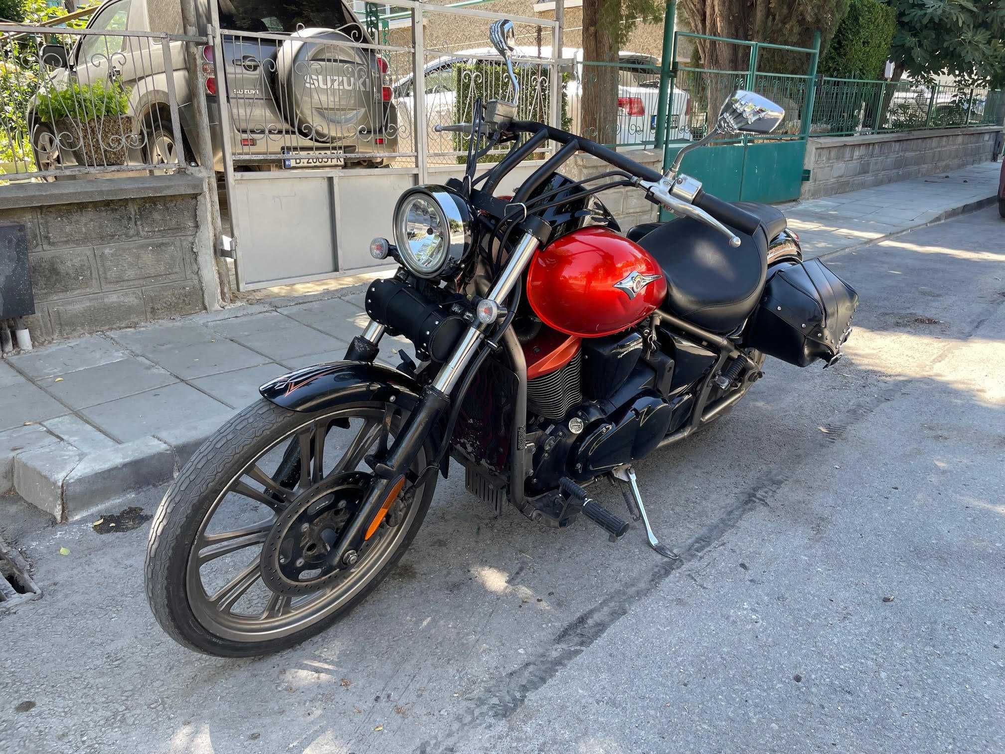 Kawasaki Vulcan VN 900 Custom