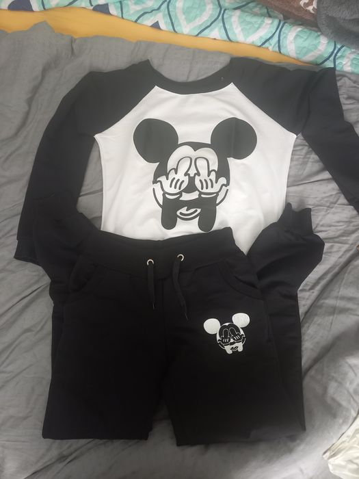 Дамски спортни екипи