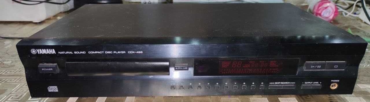 продам CD проигрыватель Yamaha CDX-496