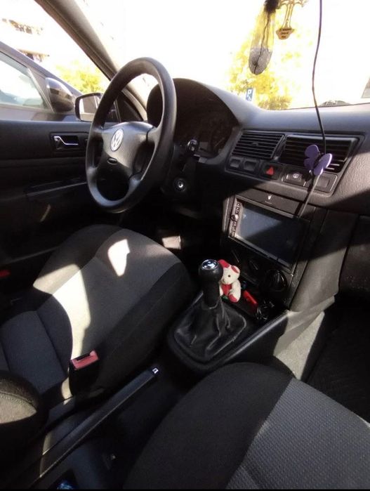 Vand Golf 4 1.4 16v, an fabricatie 2004, 262560 km