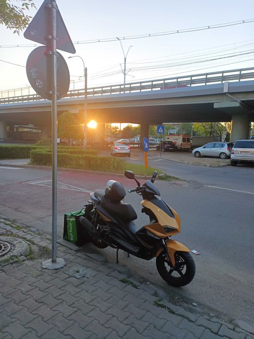 Vand Scuter Benzina BSK Diablo Limitat 25kmh (se conduce fara permis)