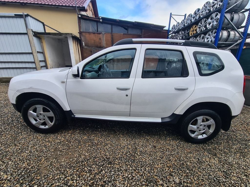 Dezmembrez Dacia Duster 1.5 Dci 2010-2013