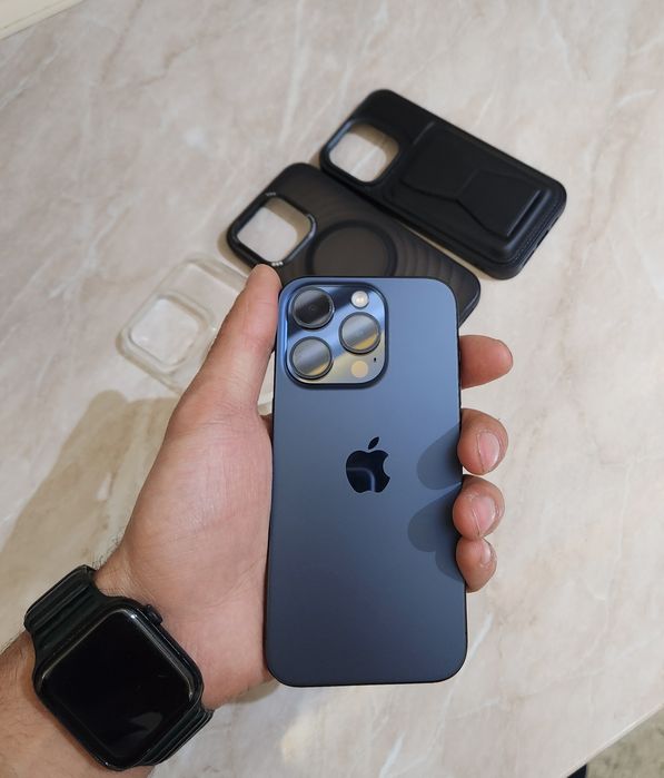 Срочна сотилади Iphone 15 pro