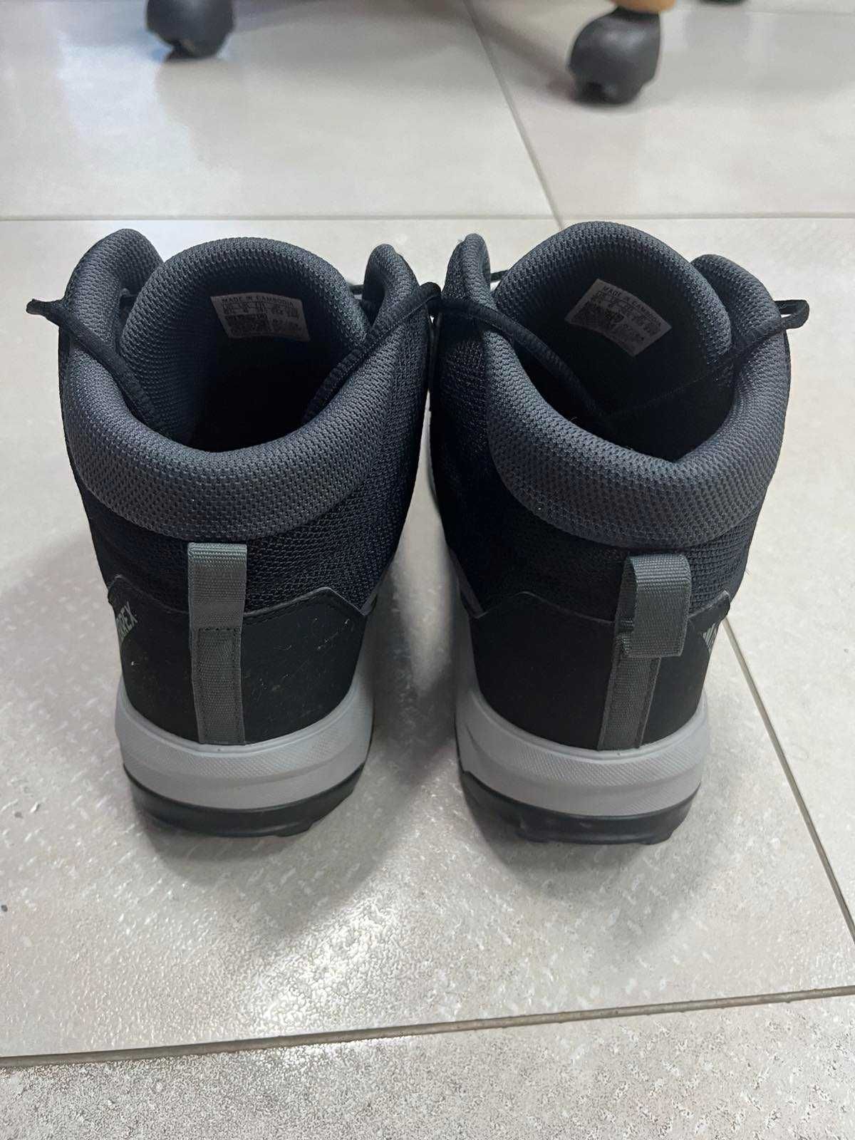 Детски зимни обувки Adidas Terrex (39 и 1/3)