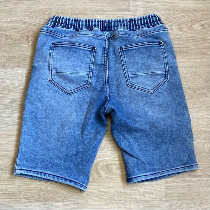 Pantaloni scurti (blugi) Sinsay, marime 28