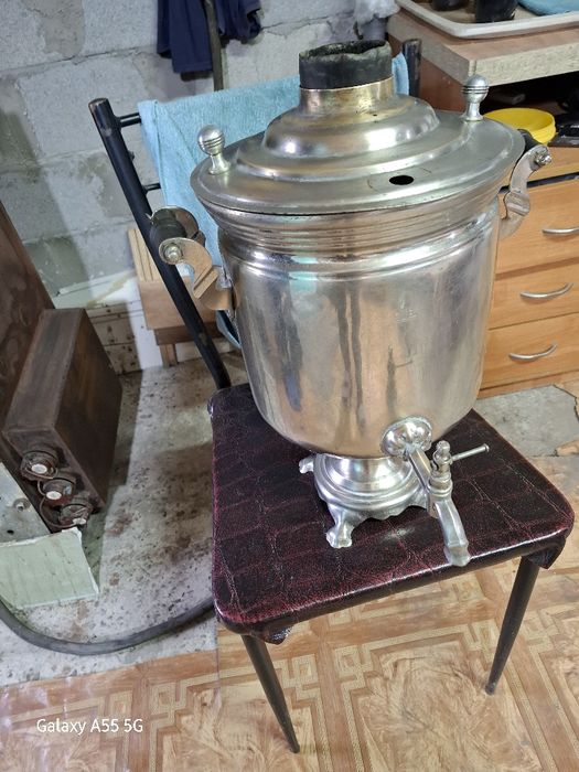 Самовар на дровах.