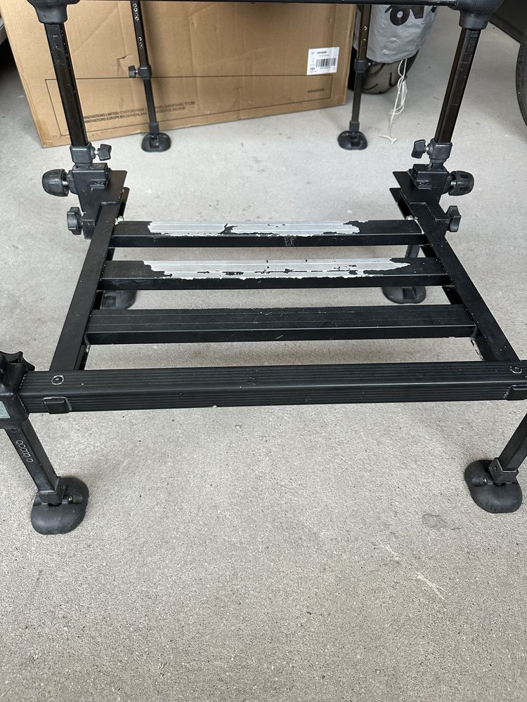Фидер стол Preston Monster feeder chair