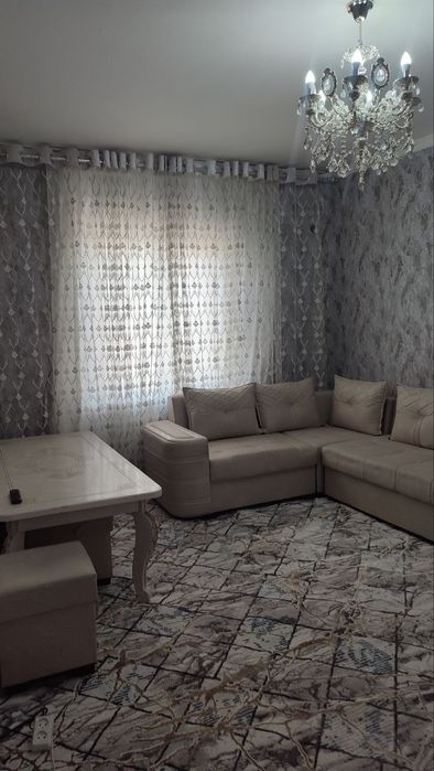 Сдаётся 1 комнатная квартира 
С обстановкой в горде Алмалыке