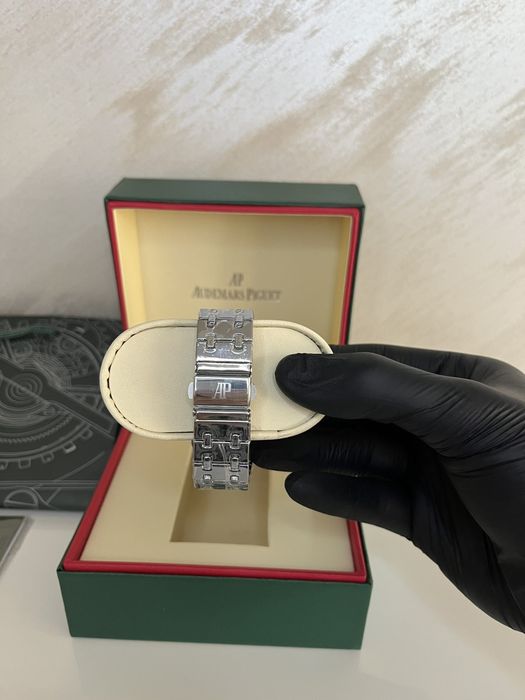 Часовник Audemars Piguet (AP) Royal Oak
Chronograph