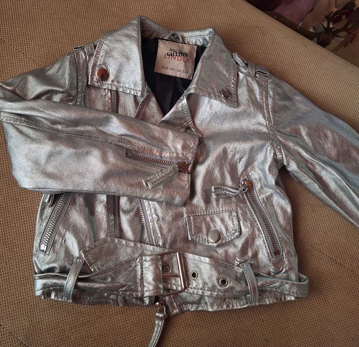 Детски Сет, различни запазени дрешки за госпожица на 3/4г