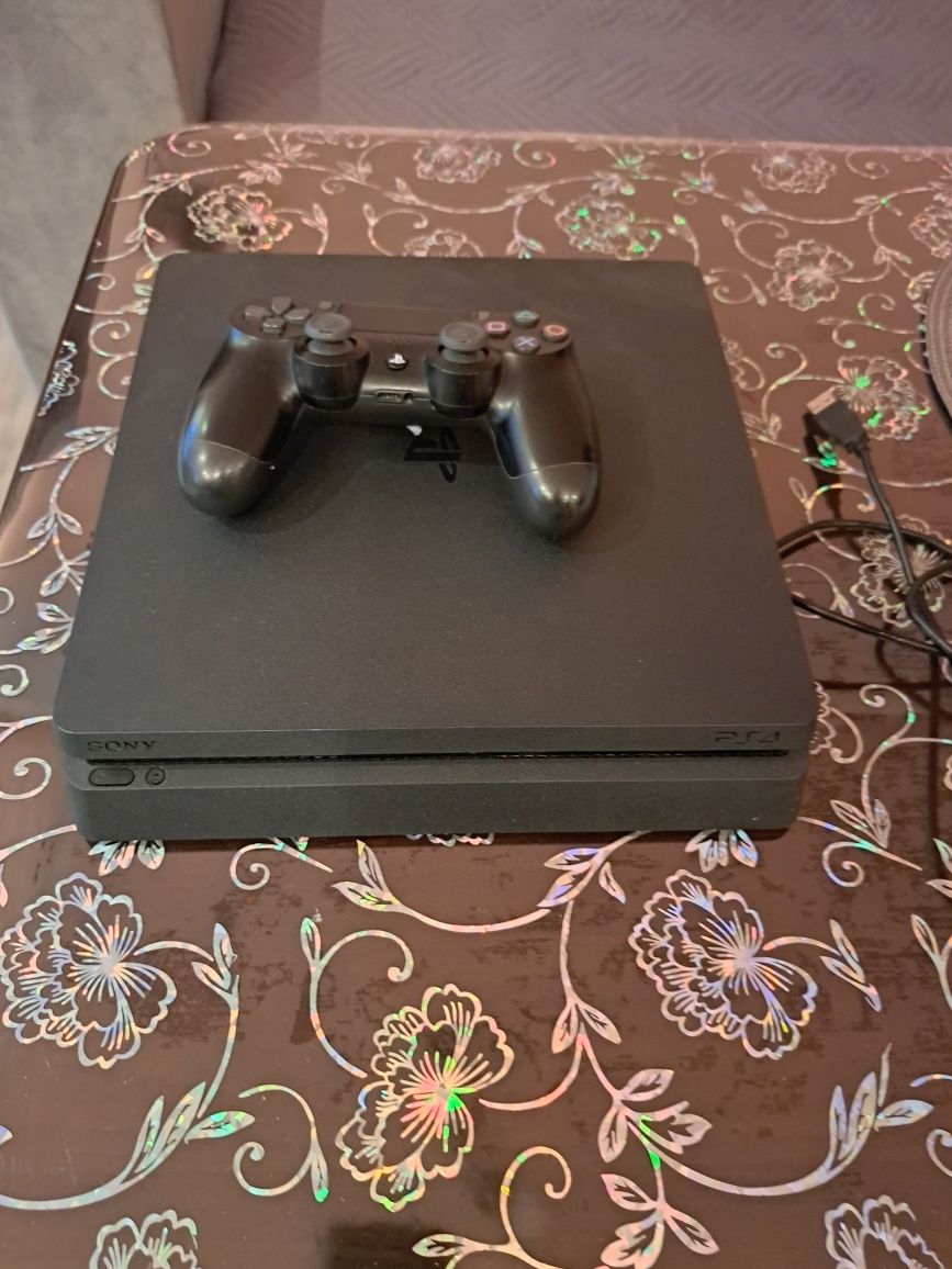Playstation 4 slim +16 игри