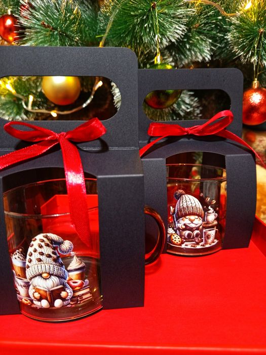 Чаши с коледни мотиви