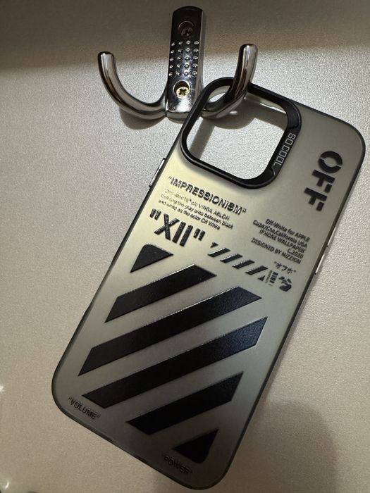 Husa Off White, Louboutin, Burlon, DSQUARED iPhone 16 Pro / 16 Pro Max